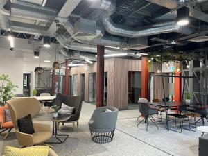 Gibney Building - Hub 02